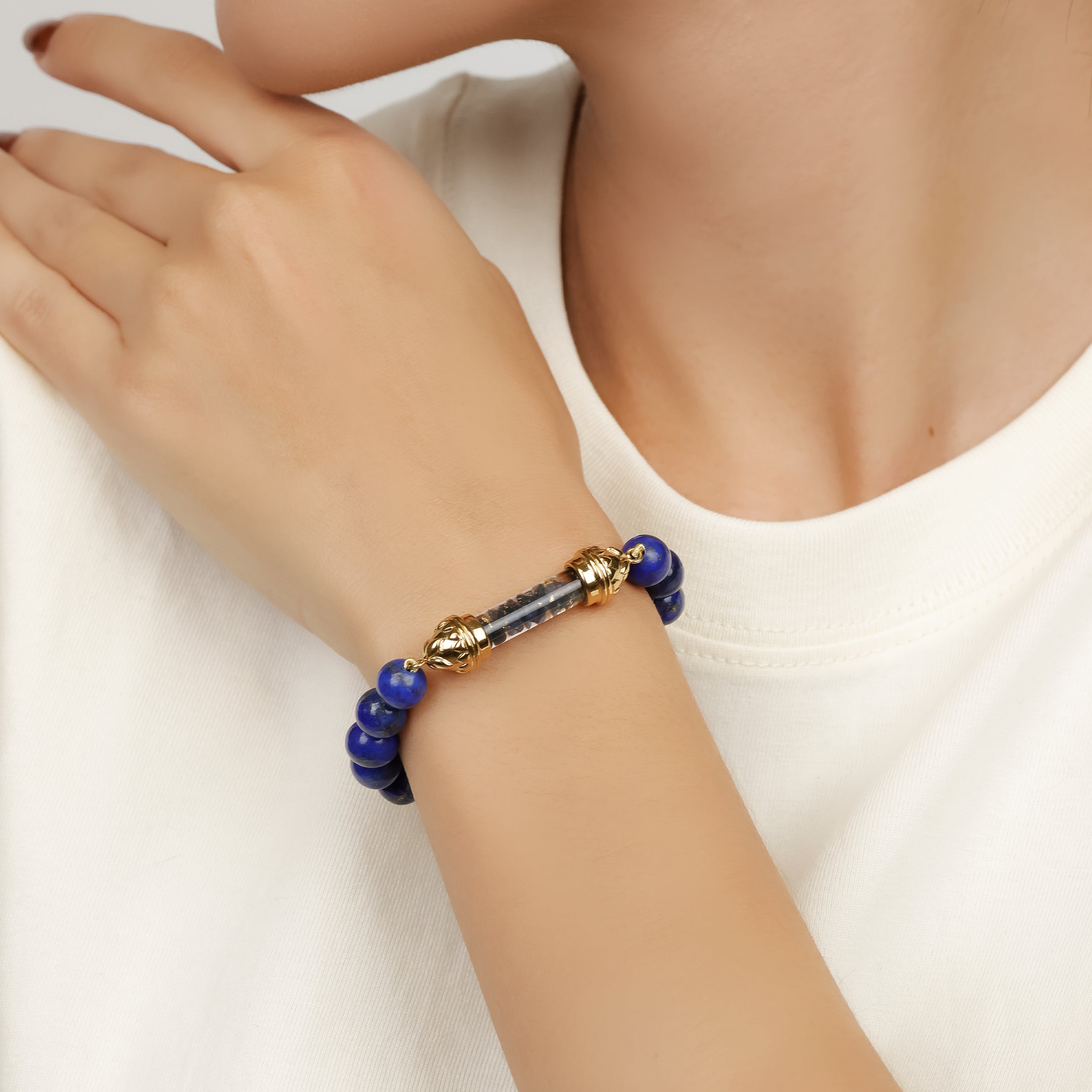 Bracelet en Lapis-Lazuli et Amulette Sacrée en Saphir AAA – Sérénité et Équilibre