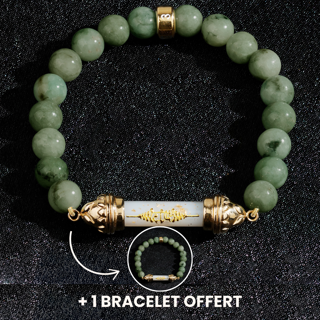 Prosperity and wealth - Jade bracelet and sacred amulet