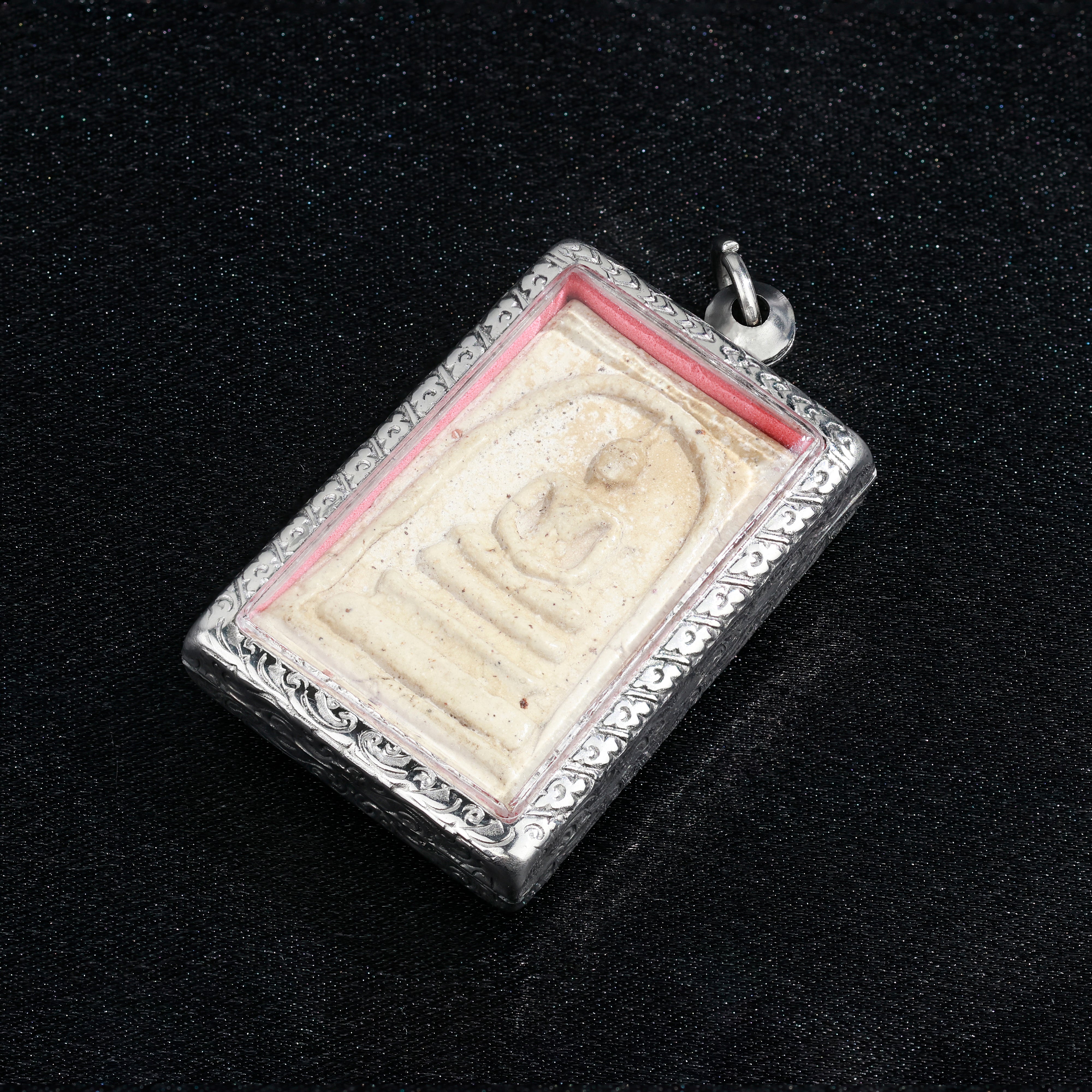 Amulette Bouddha en argile sacrée