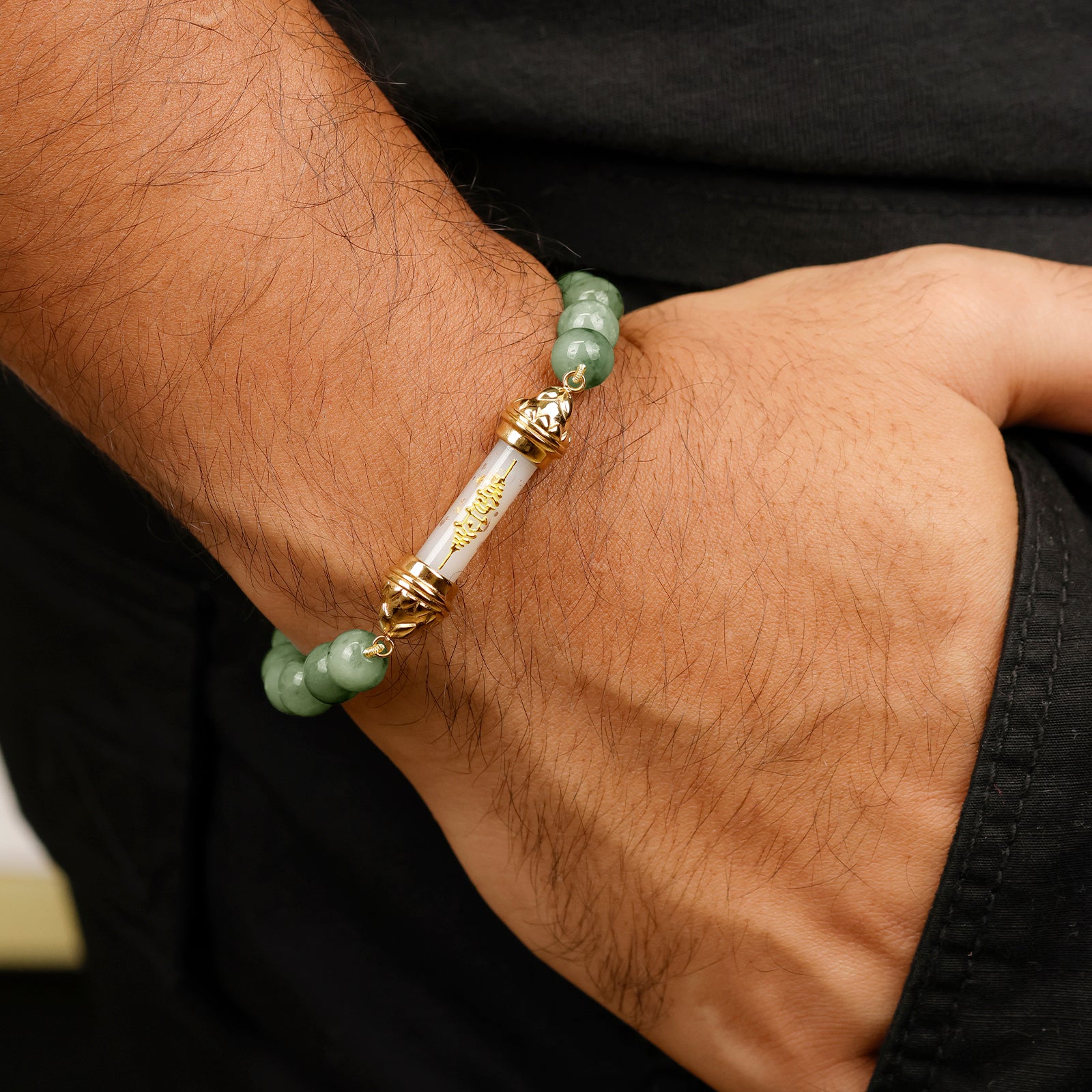 Offert : Bracelet en jade et Amulette sacrée Takrut en cire d'abeille - Prospérité et richesse