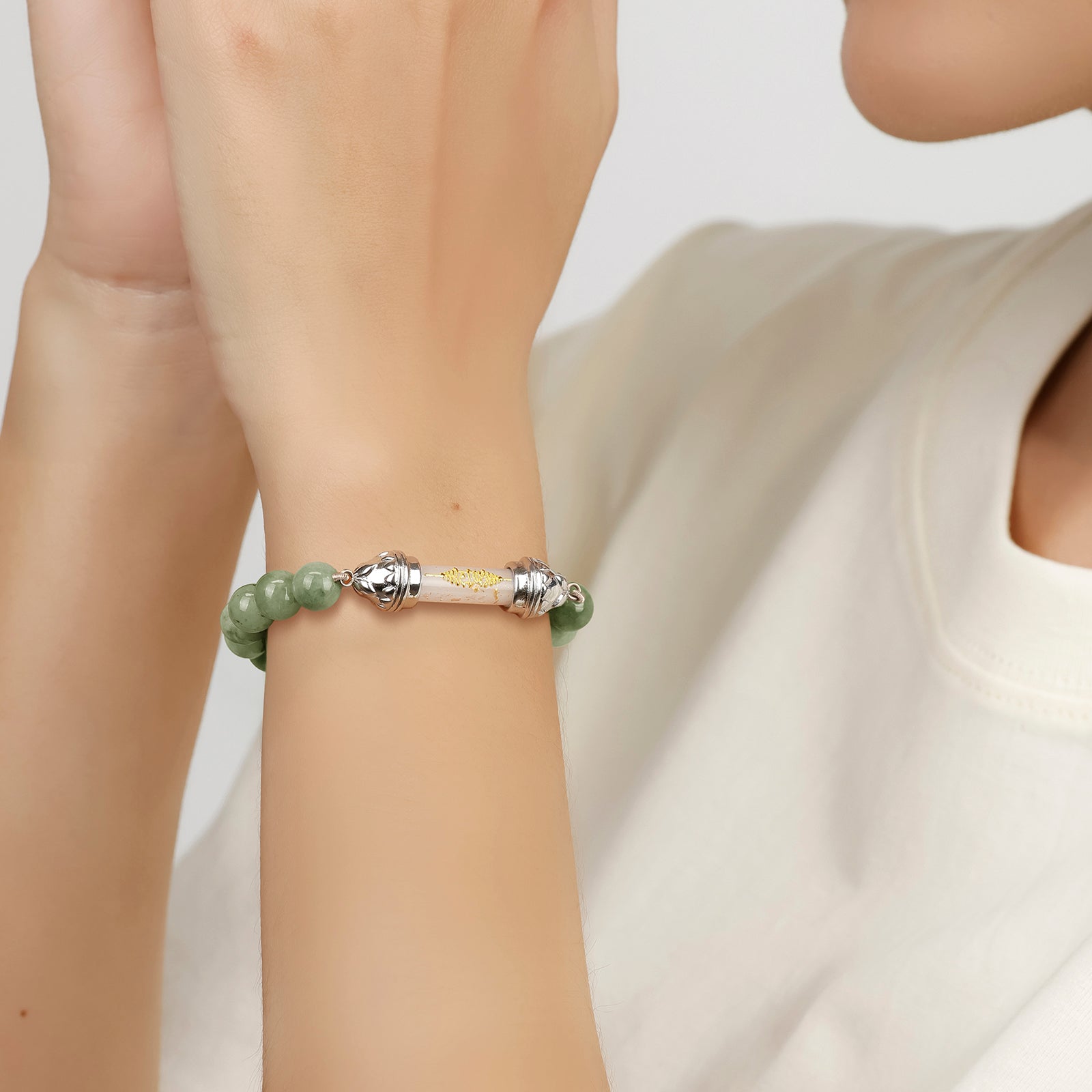 Offert : Bracelet en jade et Amulette sacrée Takrut en cire d'abeille - Prospérité et richesse