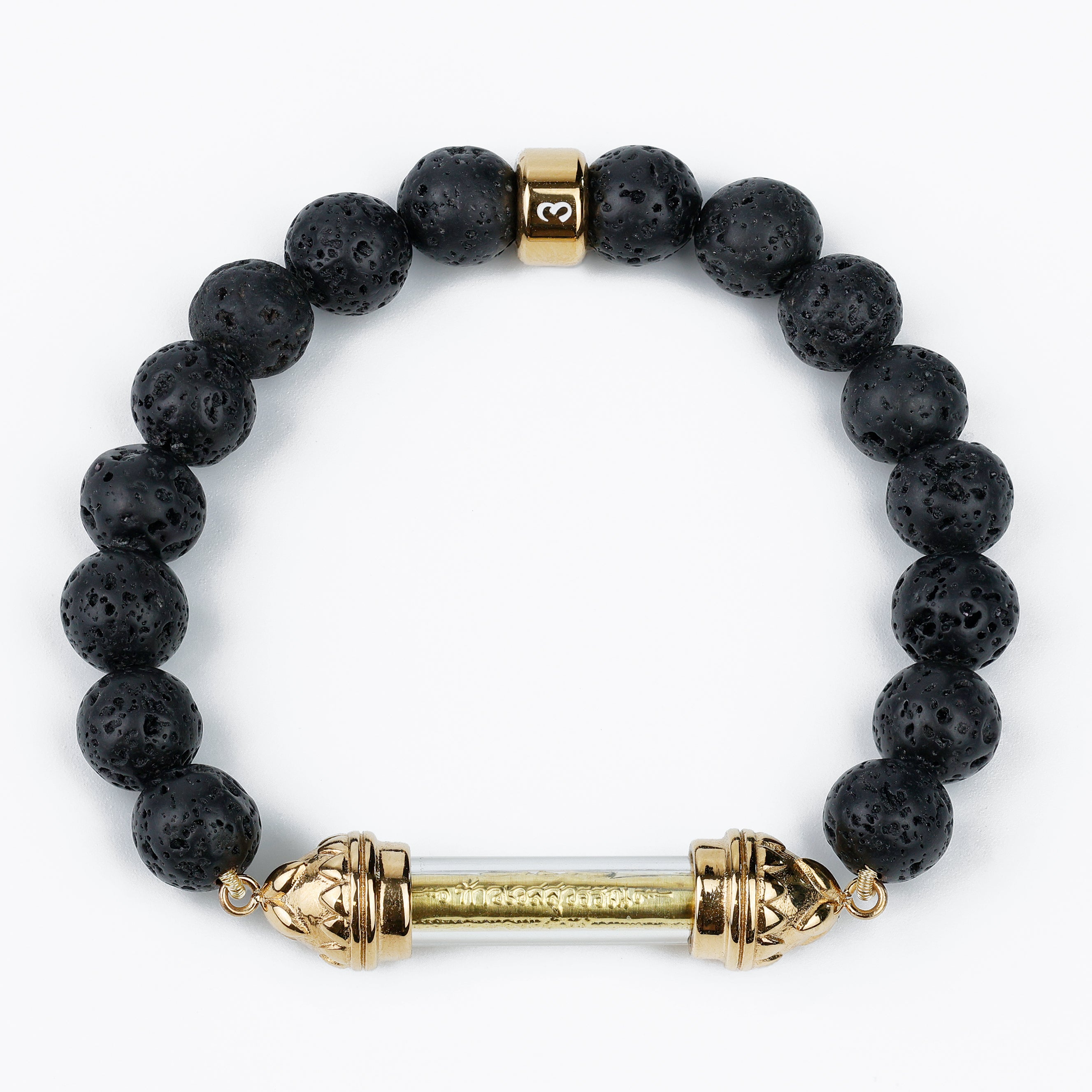 Bracelet en Lave et Amulette Sacrée Takrut en Or – Force et Protection