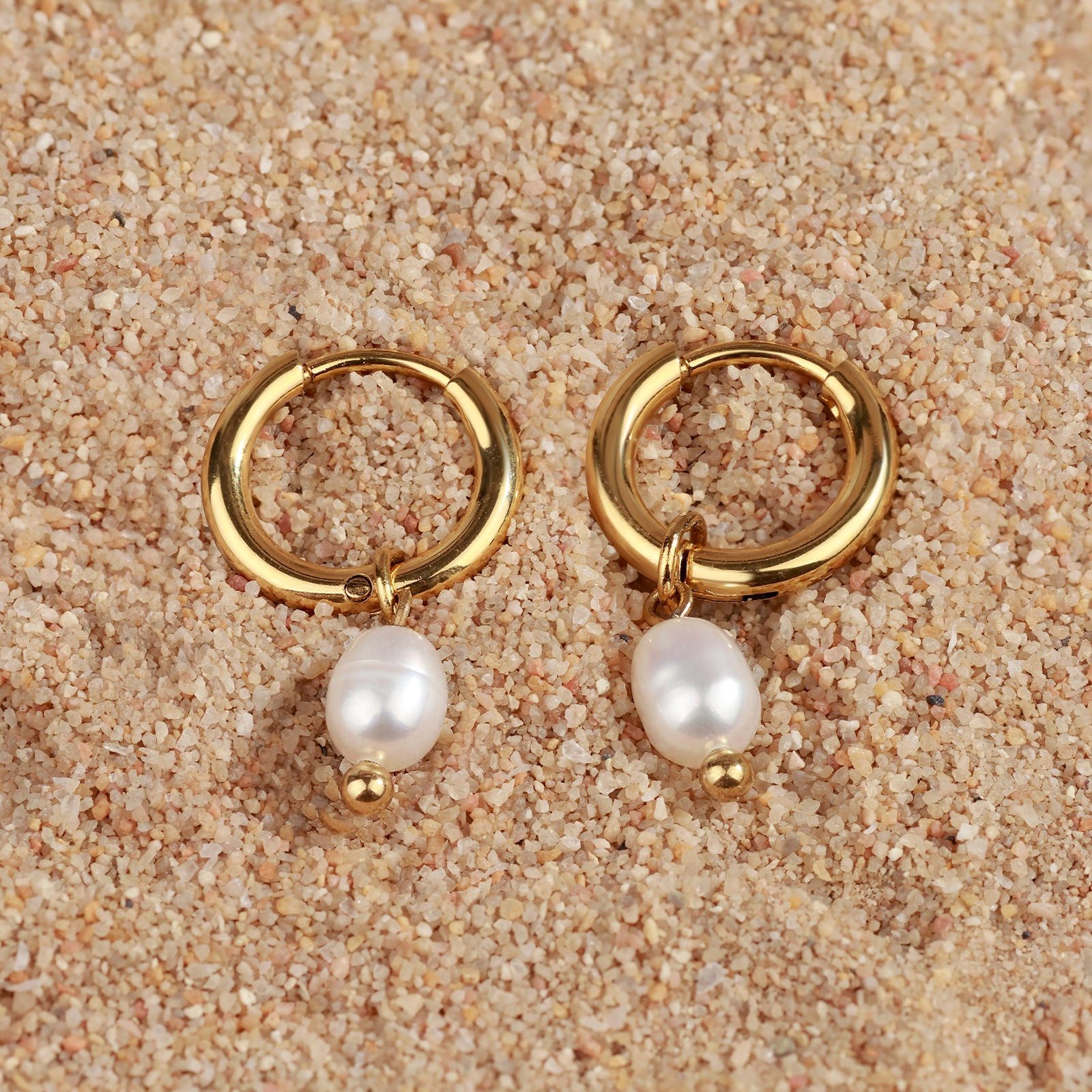 Créoles Perla Move – Perles naturelles mobiles & dorure 18K