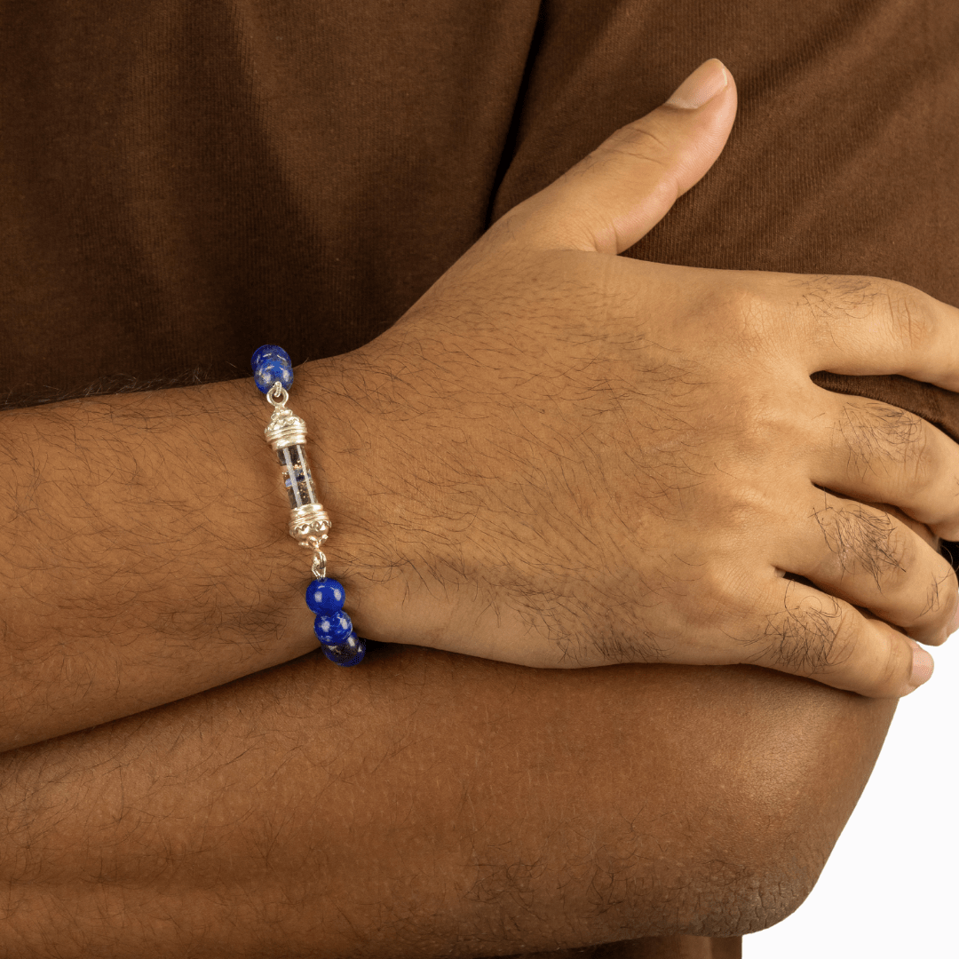 Lapis-Lazuli bracelet with sacred Sapphire amulet 